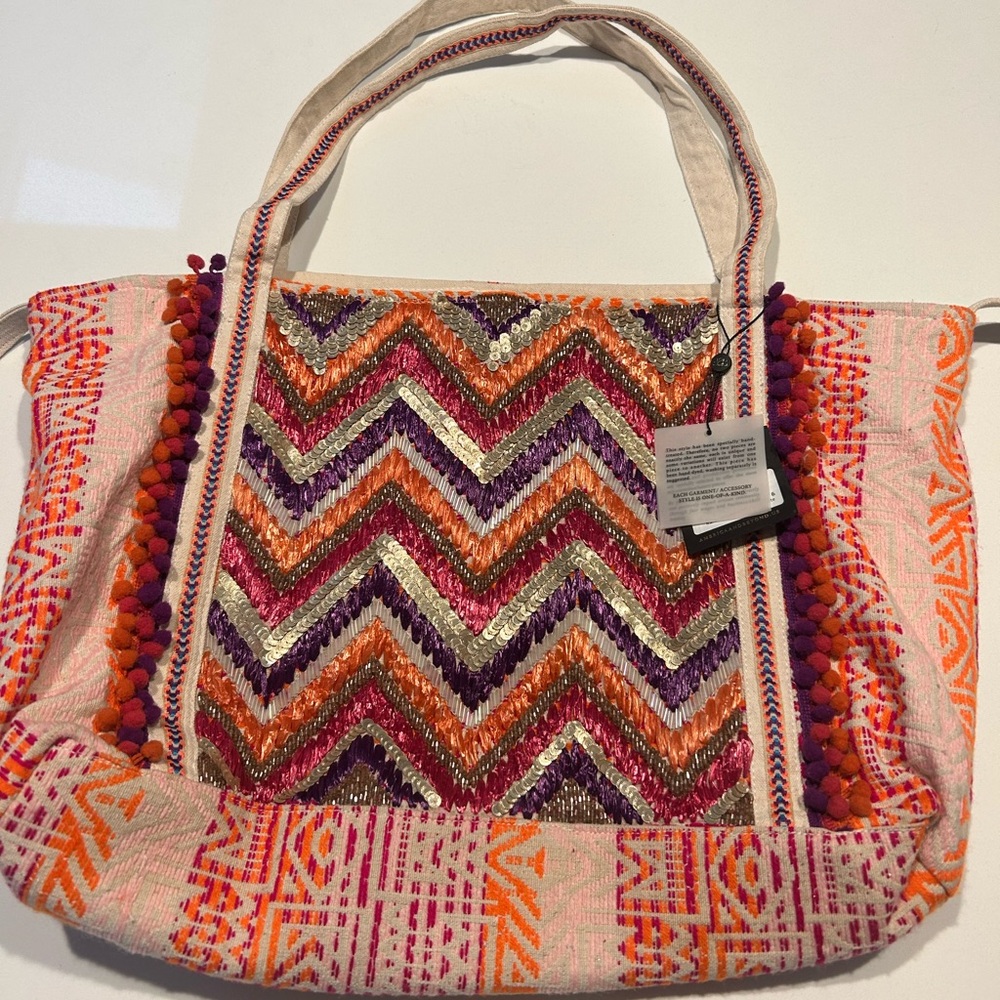 America & Beyond bag